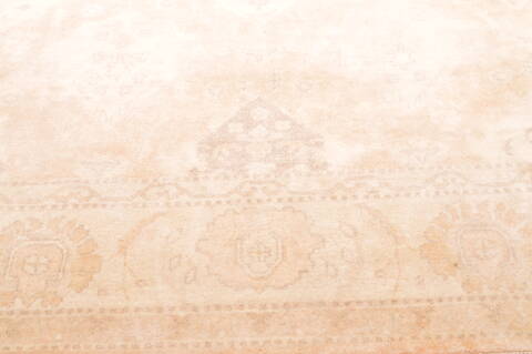 Oushak Beige Hand Knotted 89 X 118  Area Rug 100-76400 Image 18