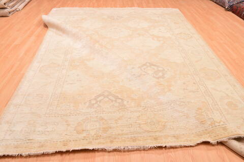 Oushak Beige Hand Knotted 89 X 118  Area Rug 100-76400 Image 8