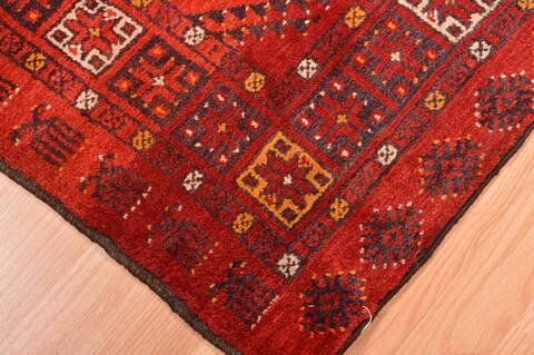Kunduz Red Hand Knotted 34 X 54  Area Rug 100-76416 Image 8