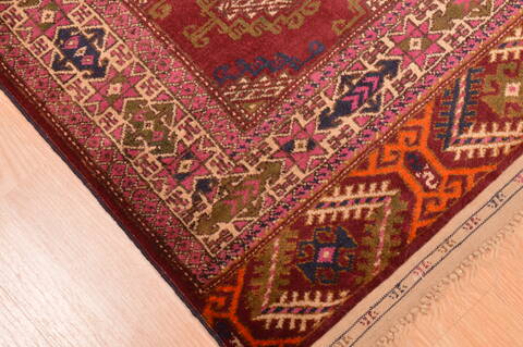 Baluch Red Hand Knotted 38 X 511  Area Rug 100-76426 Image 5