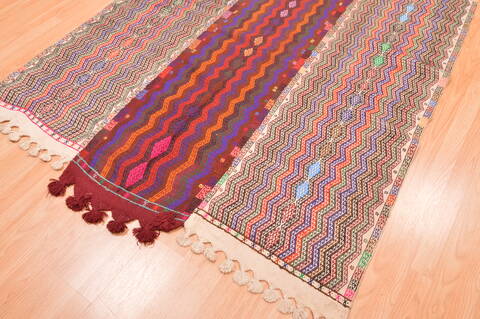 Kilim Green Hand Knotted 52 X 94  Area Rug 100-76463 Image 4