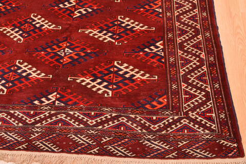 Khan Mohammadi Red Hand Knotted 72 X 92  Area Rug 100-89780 Image 12