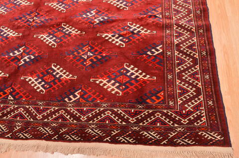 Khan Mohammadi Red Hand Knotted 72 X 92  Area Rug 100-89780 Image 6