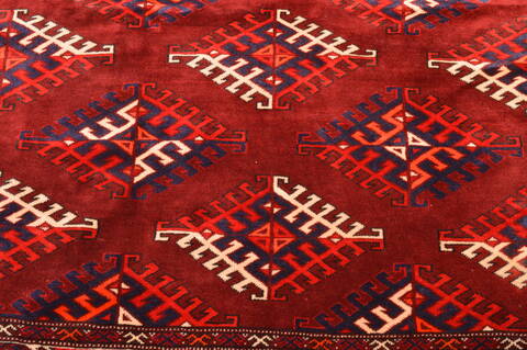 Khan Mohammadi Red Hand Knotted 72 X 92  Area Rug 100-89780 Image 8