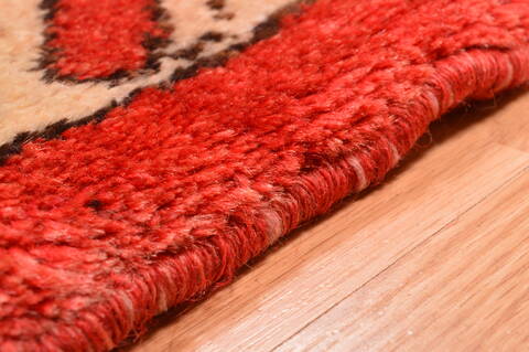 Shiraz Red Hand Knotted 69 X 100  Area Rug 100-89788 Image 13