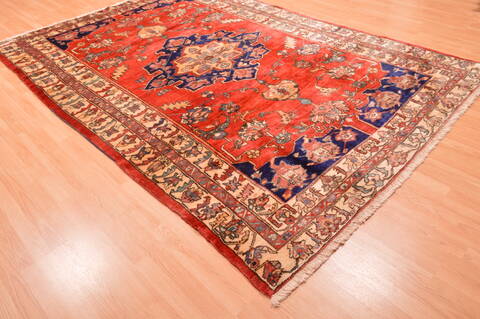 Shiraz Red Hand Knotted 69 X 100  Area Rug 100-89788 Image 4
