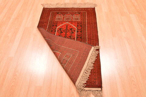 Baluch Red Hand Knotted 30 X 47  Area Rug 100-89820 Image 10