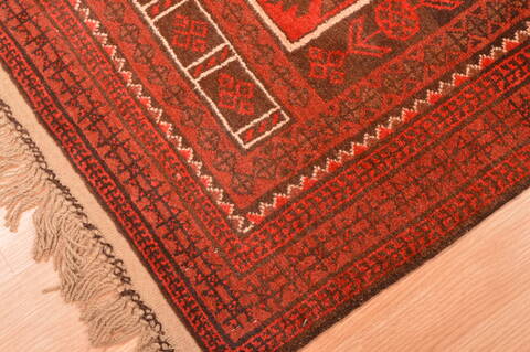 Baluch Red Hand Knotted 30 X 47  Area Rug 100-89820 Image 6