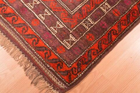 Baluch Red Hand Knotted 30 X 47  Area Rug 100-89821 Image 5