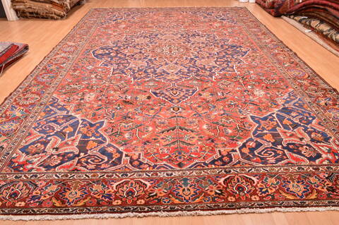 Bakhtiar Brown Hand Knotted 108 X 163  Area Rug 100-89841 Image 4