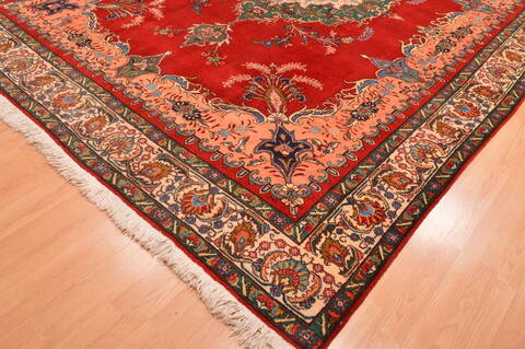Tabriz Red Hand Knotted 100 X 131  Area Rug 100-89850 Image 10