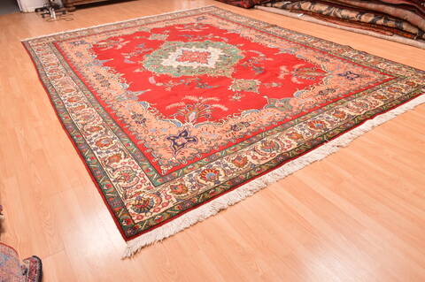 Tabriz Red Hand Knotted 100 X 131  Area Rug 100-89850 Image 5