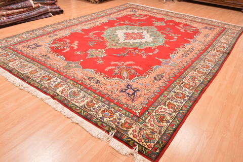 Tabriz Red Hand Knotted 100 X 131  Area Rug 100-89850 Image 6