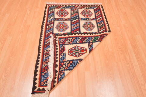 Kilim Multicolor Flat Woven 32 X 50  Area Rug 100-89883 Image 10