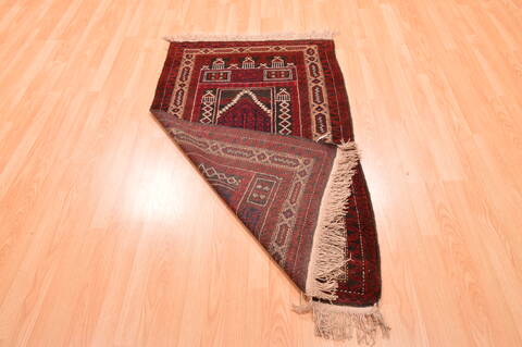 Baluch Red Hand Knotted 30 X 47  Area Rug 100-89921 Image 10