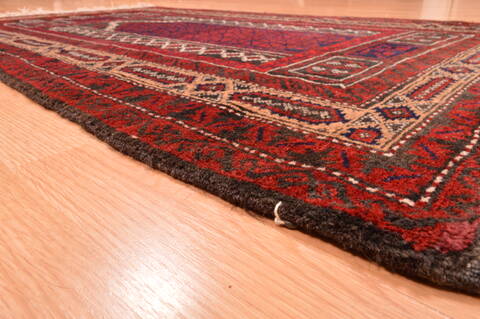 Baluch Red Hand Knotted 30 X 47  Area Rug 100-89921 Image 9