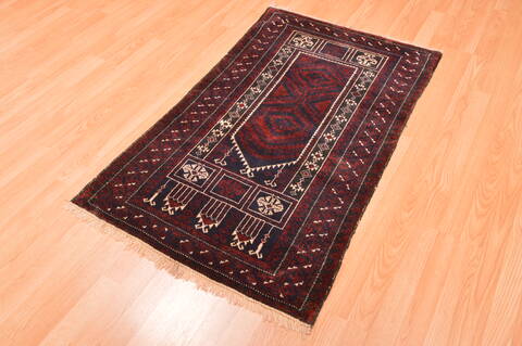 Baluch Red Hand Knotted 30 X 47  Area Rug 100-89939 Image 7